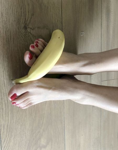半夜摸妺妺的奶摸到自述_1080免费在线观看