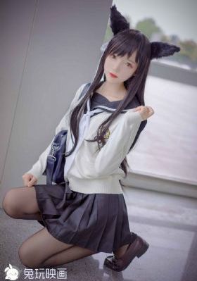 《年轻的女教师3》4_超清在线手机播放